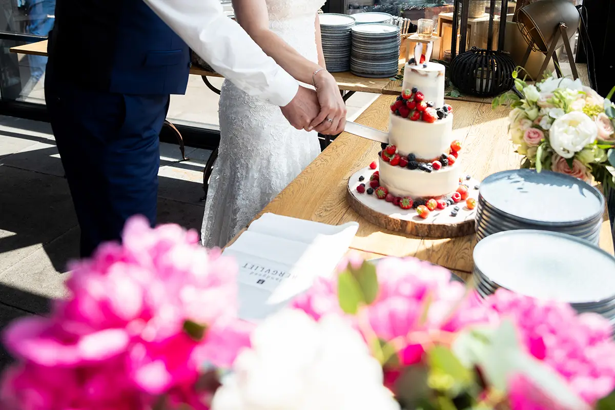 Bruidstaart op de foto