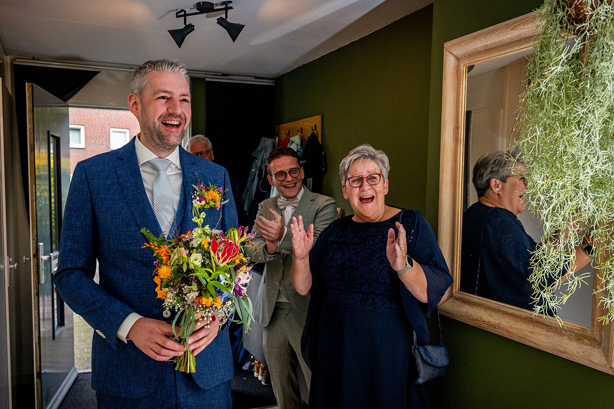 Spontane bruidsfotografie tijdens een bruiloft in Breda